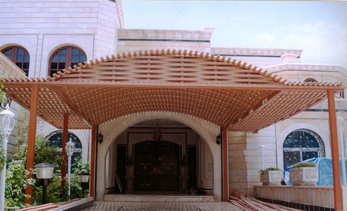 خطوات تركيب مظلات مداخل الفلل
