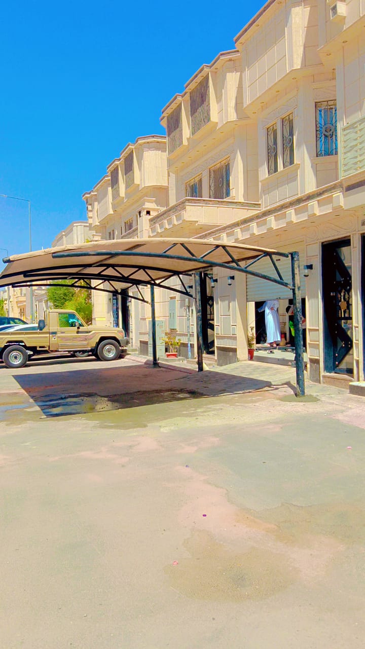 مظلات مظلات