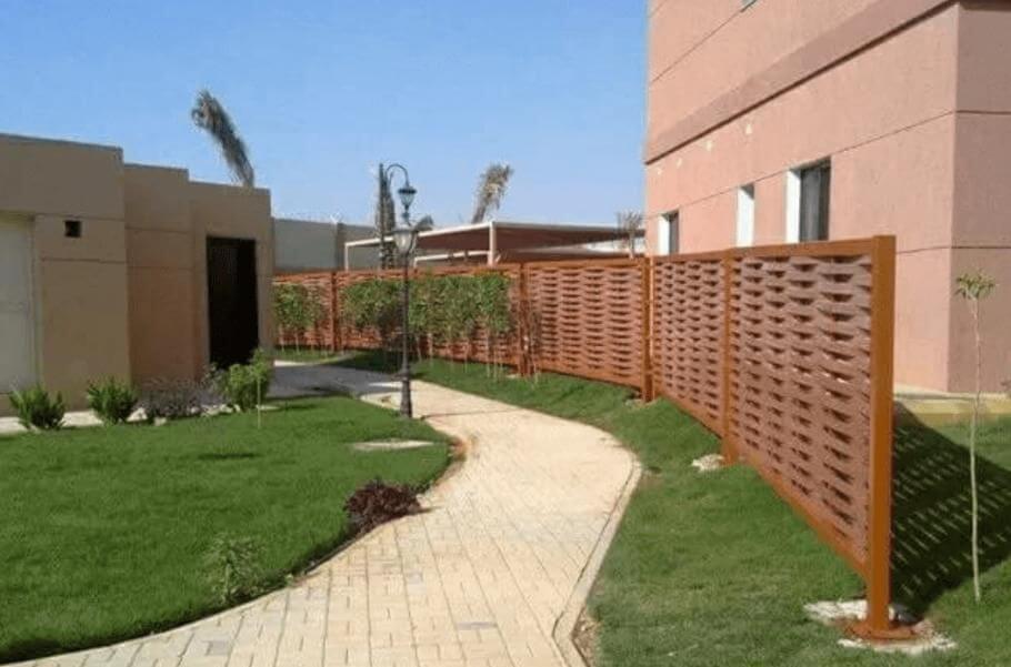تركيب سواتر خشبية