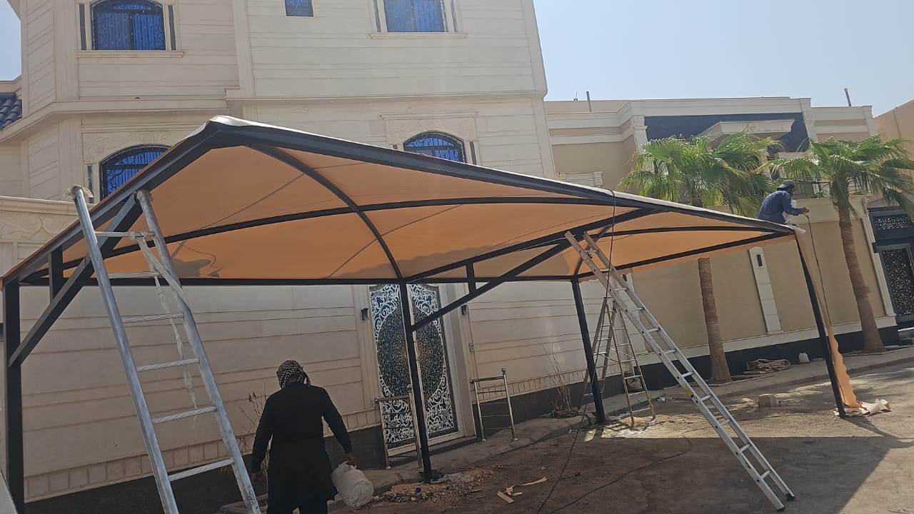 مظلات مظلات