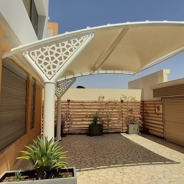 مظلات سيارات الرياض : استثمار ذكي يحافظ على سيارتك ويطيل عمرها